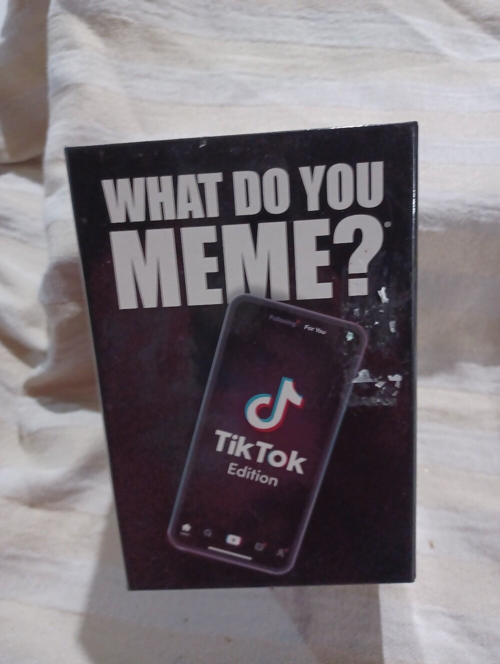 What Do You Meme? TikTok Edition Party Card Game — Black